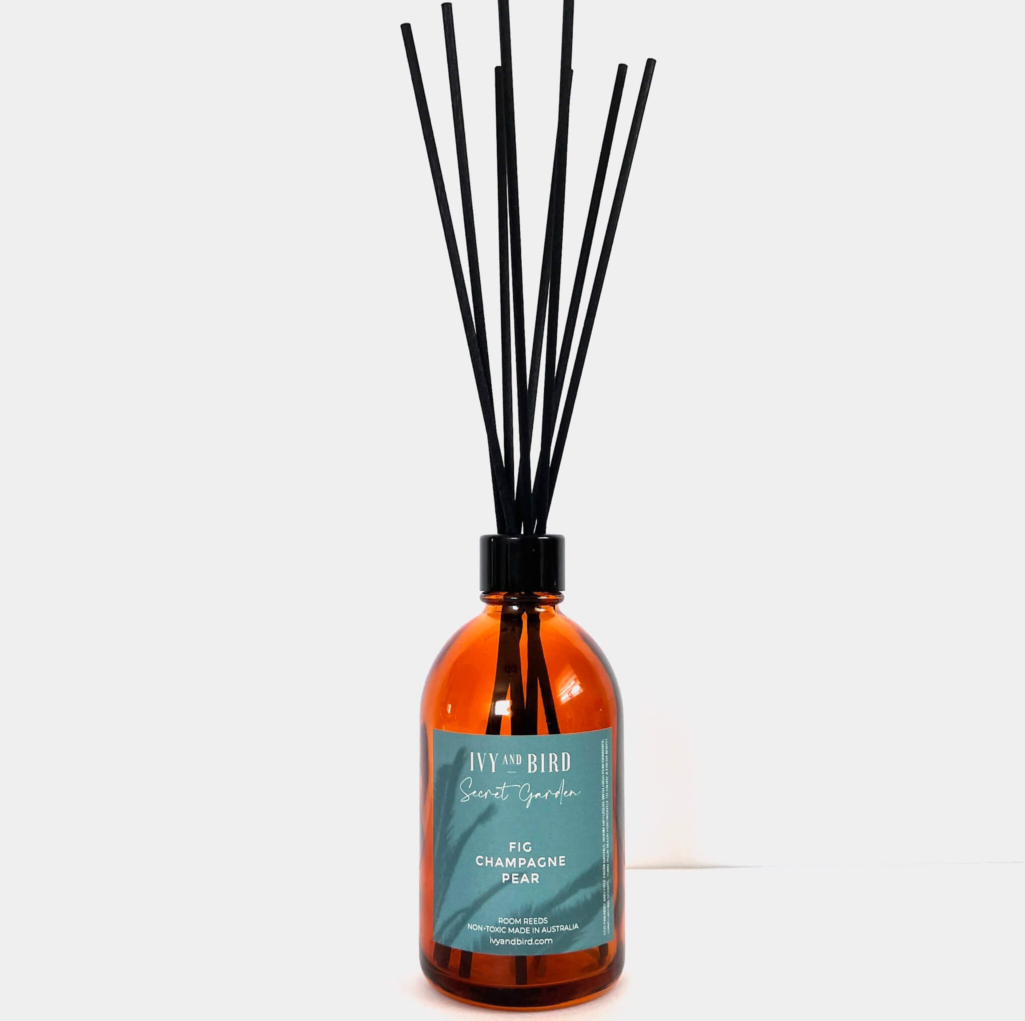 FIG CHAMPAGNE + PEAR {SECRET GARDEN} REED DIFFUSER