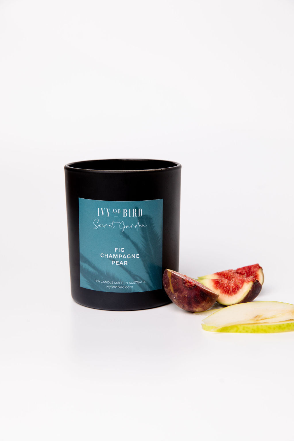 FIG CHAMPAGNE & PEAR SOY CANDLE - SECRET GARDEN